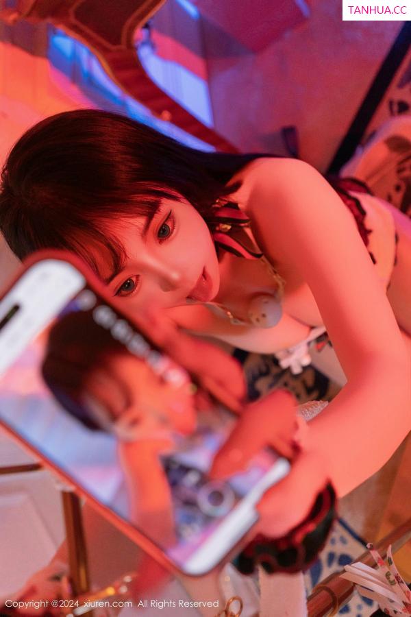   [XiuRen]高清写真图 2024.12.23 No.9638 软情 丝袜美臀第38张图片